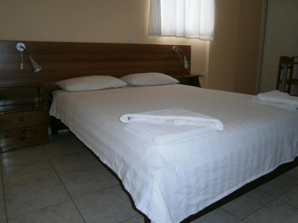 Petros Studios Poros (Kefalonia) Quarto foto