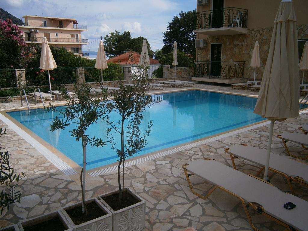 Petros Studios Poros (Kefalonia) Exterior foto